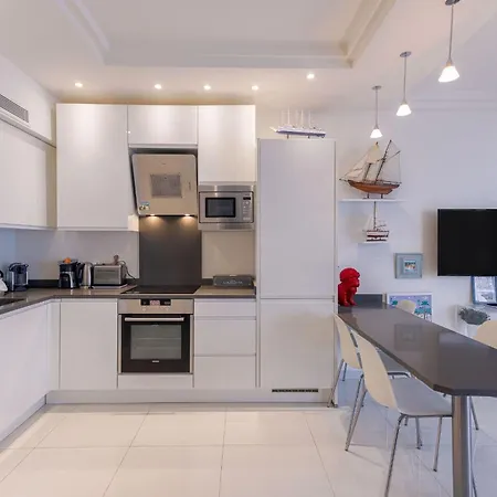 Apartament Palais Des Iles 2 By Halldis Cannes